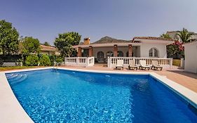 Villa Yanna